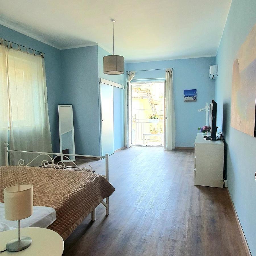 La Casa Di Andreina Hotel Мондело Екстериор снимка